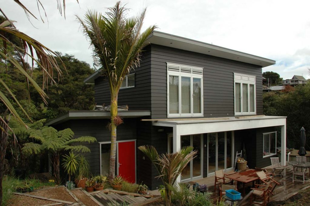 Victoria Road South Home